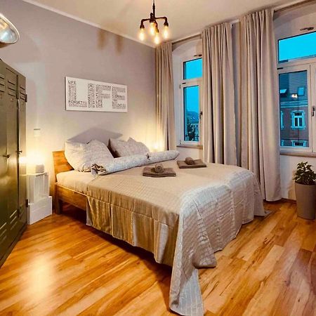 Edle Ferienwohnung - Industrial Style Dresda Esterno foto