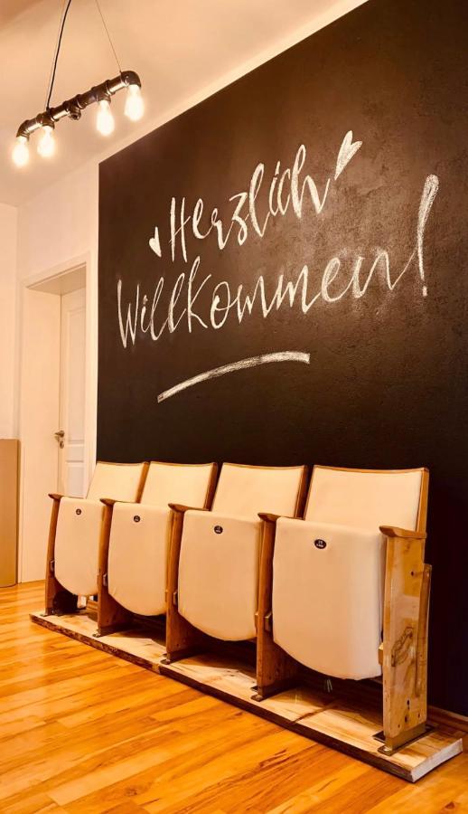 Edle Ferienwohnung - Industrial Style Dresda Esterno foto